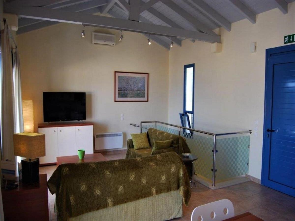 Bohemia Beach House Comfortable Villa On The Beautiful North East Coast Барбати Экстерьер фото