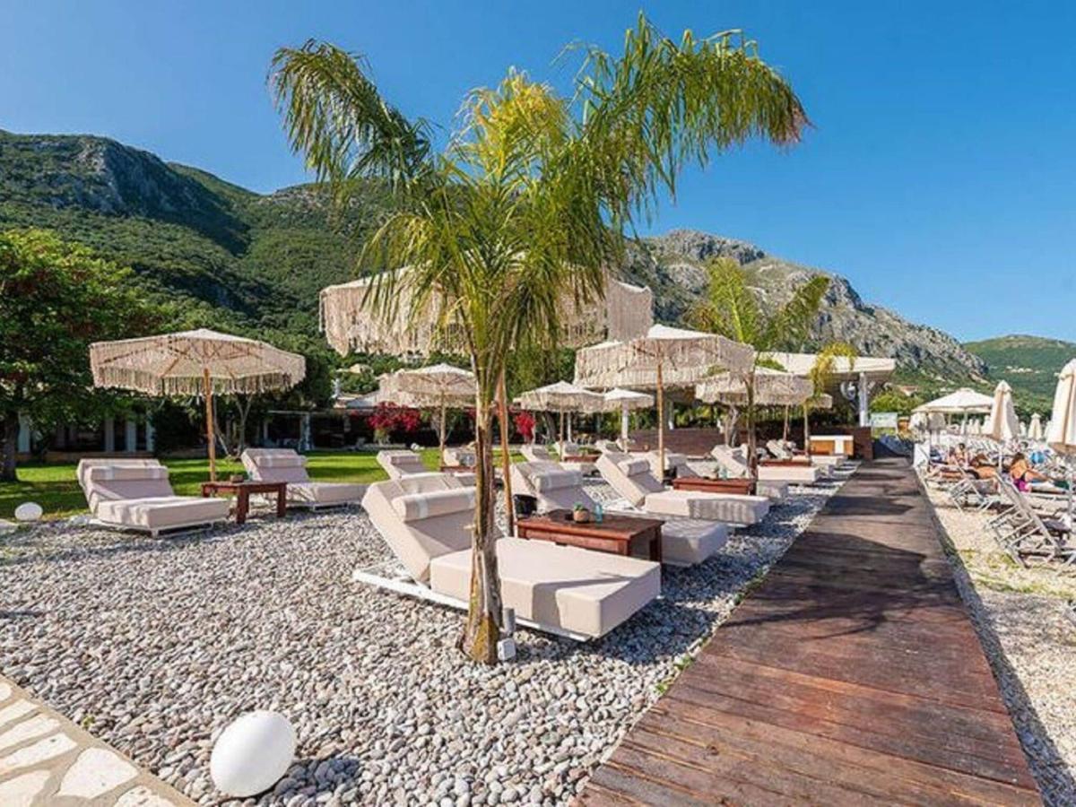 Bohemia Beach House Comfortable Villa On The Beautiful North East Coast Барбати Экстерьер фото